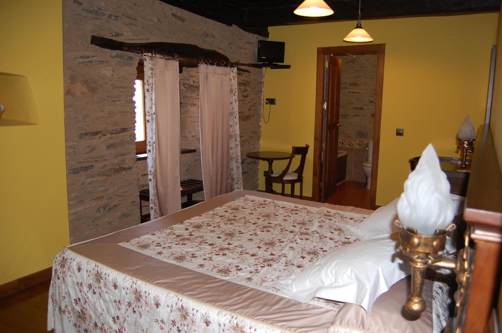 Pacio Do Sil Guest House La Rua Room photo